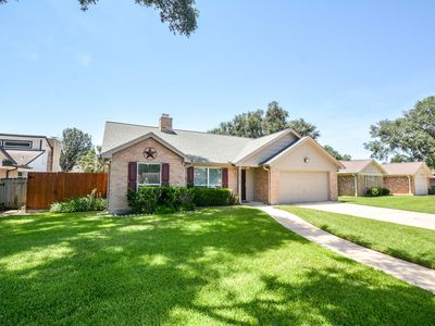 15746 Fern Basin Dr