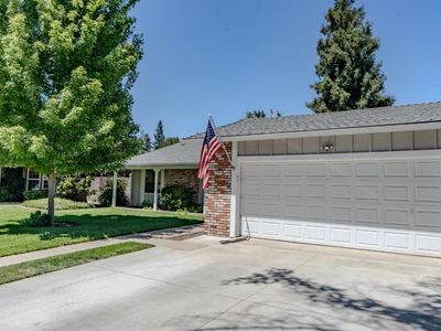 3724 Glenview Ct