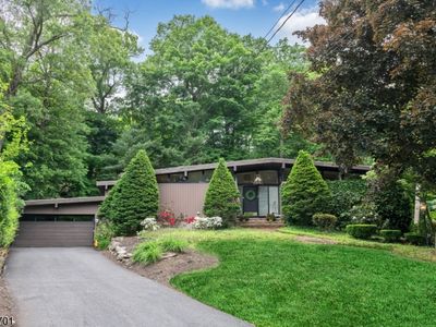 11 Kingsley Rd