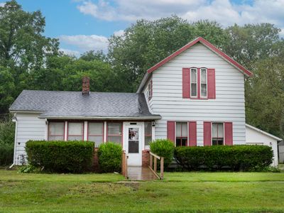 Property at 69115 Maple St, Edwardsburg, MI