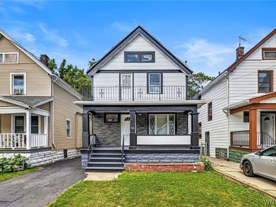 52 Wade Ave