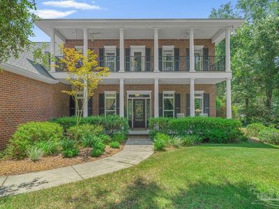 4001 Bay Pointe Dr