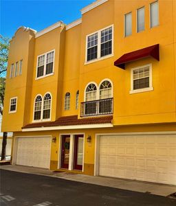 3316 Las Campos Pl