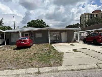 2917 W Saint John St