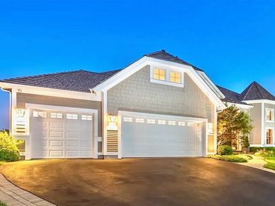 7242 Greywall Ct