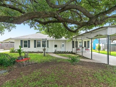 Property at 203 Broad St, Belle Chasse, LA