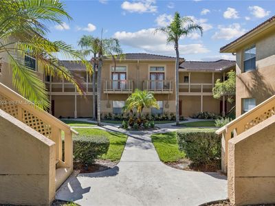 Property at 4863 Via Palm Lks APT 807, West Palm Beach, FL