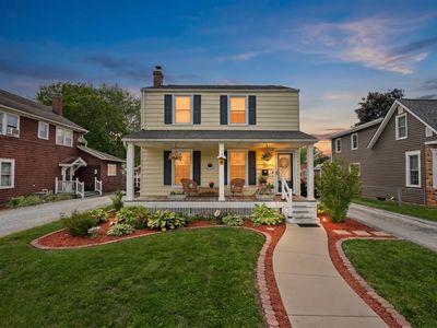 303 S Western Ave