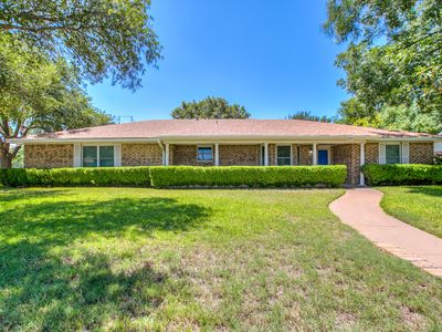 5111 Green Valley Trl