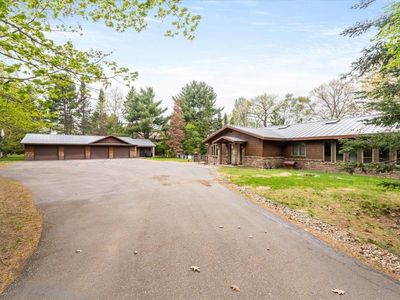 11567 E South Lake Blvd