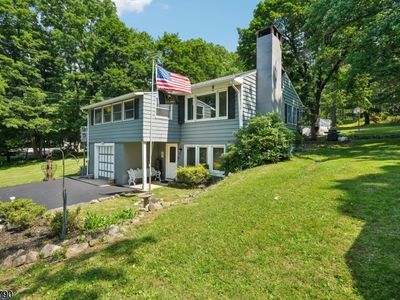 Property at 14 Bunnvale Rd, Califon, NJ