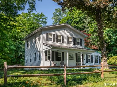 Property at 9 Spring Street, Woodbury, CT