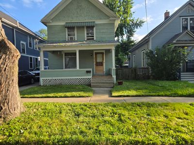 381 Spruce St