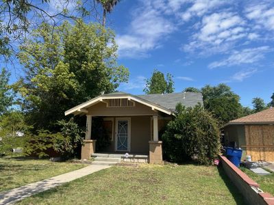 1003 E Cortland Ave