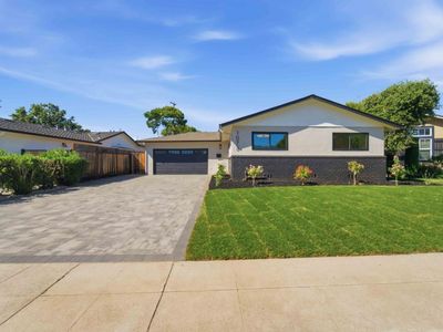 1075 Cloverbrook Dr