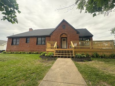 404 N Illinois St