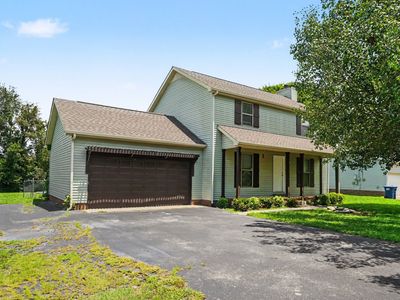 2414 Stones Throw Dr