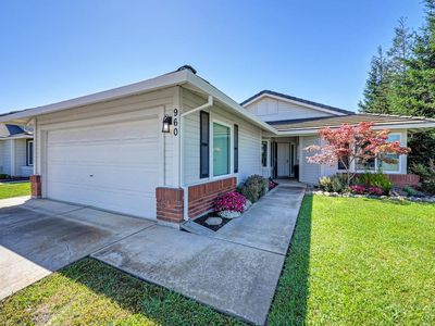 960 Hansard Ct