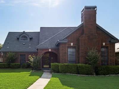 2512 Brookhaven Dr