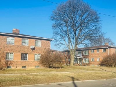 21400 W Seven Mile Rd