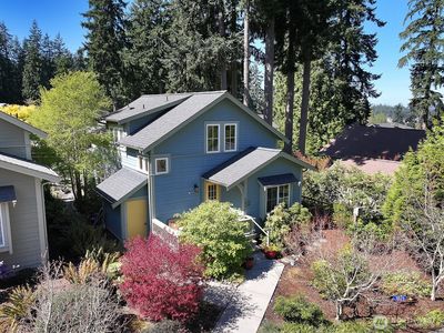 1021 High View Street