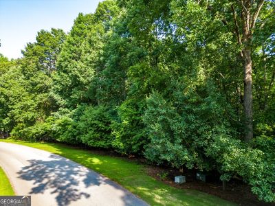 Property at 190 River Cove Mdws, Social Circle, GA