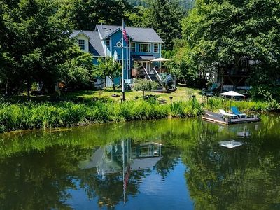 430 Rainbow Drive