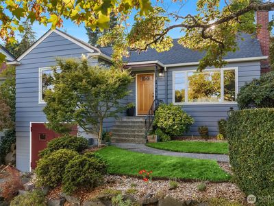 5257 36th Avenue NE