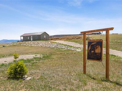 9 Emerald Dr