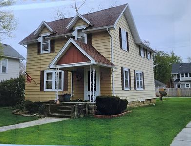 215 Main St