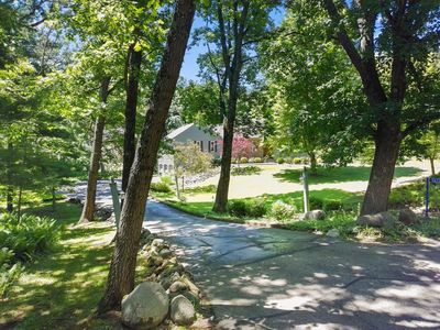 5823 Raccoon DRIVE