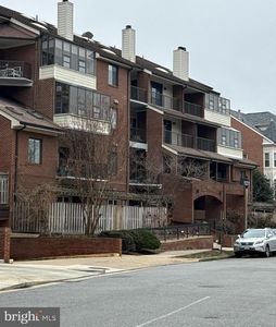 1020 N Stafford St APT 405