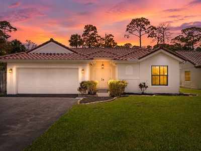 Property at 1051 New Parkview Place, Haverhill, FL