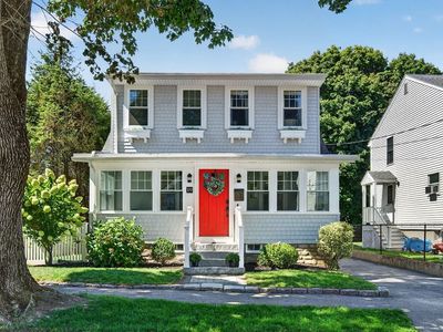 10 Hazel St