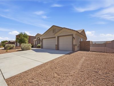 1726 E Aloe Street