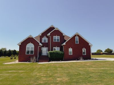 98 Aberdeen Ave
