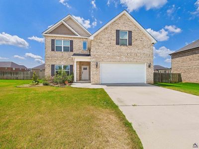 411 Avery Ct