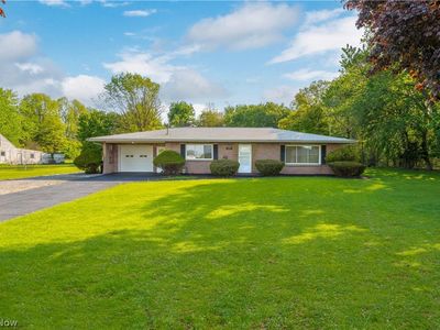 Property at 3719 Long Rd, Avon, OH
