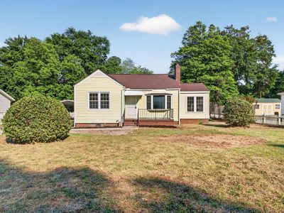 450 Williamsburg St