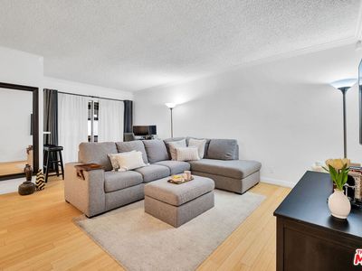 5651 Sumner Way Unit 102