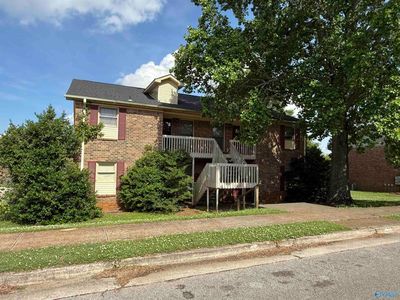 1502 Medland Dr