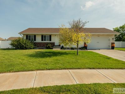 4763 E Weigel Cir