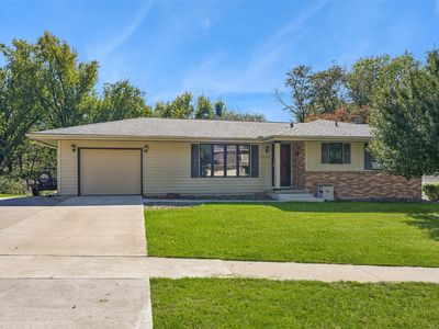 1305 W Clinton Ave