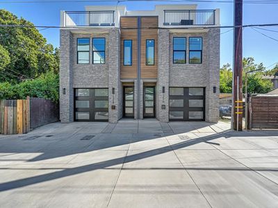 1216 Uptown Aly