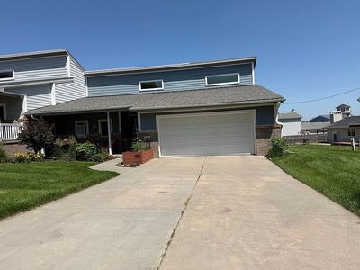 1216 Surfside Ct