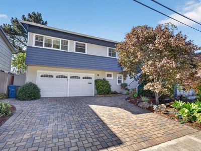 1216 Seville Dr