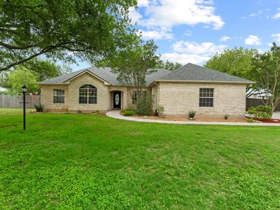 303 Pin Oak Ct