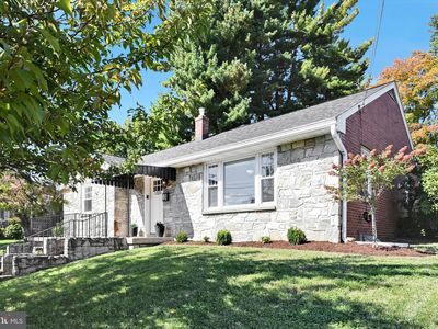 1321 Maple Ave