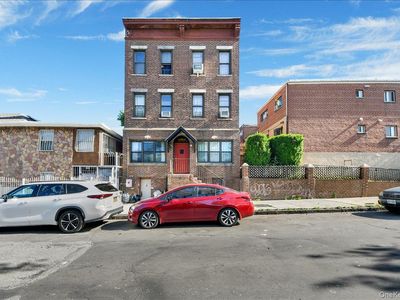 1748 Cross Bronx Expressway