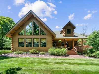 44 Morgan Dr